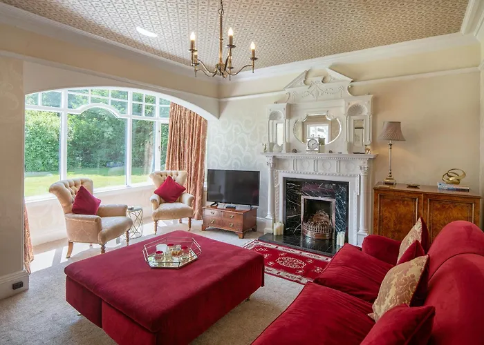 Holiday home End House